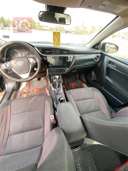 تۆیۆتا کۆرۆلا